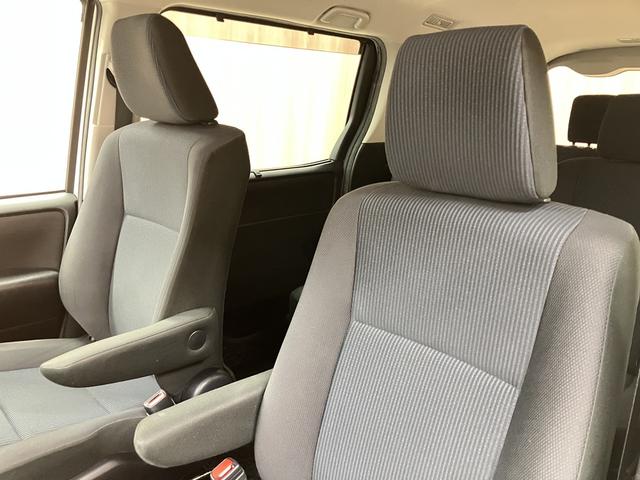 ヴォクシー Ｘ　ＯＢＤ診断済／法定点検整備済／セーフティセンス／プリクラッシュセーフティシステム／レーンディパーチャーアラート／スマートエントリーシステム／純正オプションナビ／地デジ／クルーズコントロール（36枚目）