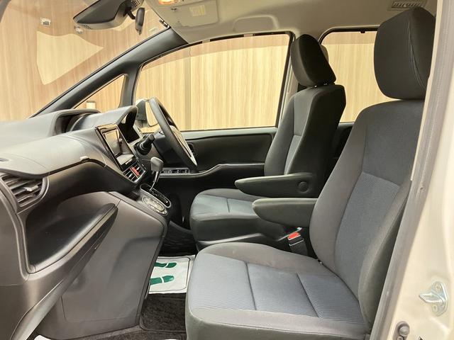 ヴォクシー Ｘ　ＯＢＤ診断済／法定点検整備済／セーフティセンス／プリクラッシュセーフティシステム／レーンディパーチャーアラート／スマートエントリーシステム／純正オプションナビ／地デジ／クルーズコントロール（38枚目）