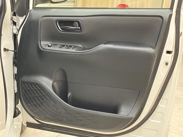 ヴォクシー Ｘ　ＯＢＤ診断済／法定点検整備済／セーフティセンス／プリクラッシュセーフティシステム／レーンディパーチャーアラート／スマートエントリーシステム／純正オプションナビ／地デジ／クルーズコントロール（62枚目）