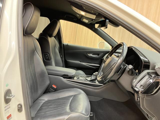 クラウンハイブリッド ＲＳアドバンス　ＯＢＤ診断済／法定点検整備済／４本新品タイヤ交換済／レザーシートパッケージ／ブラック革シート／シートベンチレーション／セーフティパッケージプラス／パノラミックビューモニター／パーキングアシスト２（52枚目）