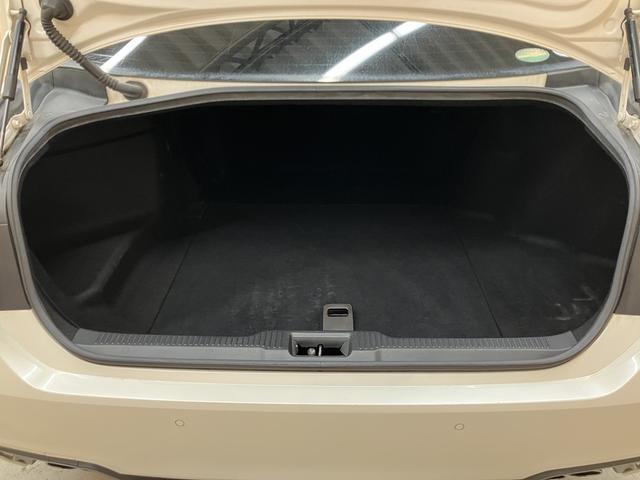 クラウンハイブリッド ＲＳアドバンス　ＯＢＤ診断済／法定点検整備済／４本新品タイヤ交換済／レザーシートパッケージ／ブラック革シート／シートベンチレーション／セーフティパッケージプラス／パノラミックビューモニター／パーキングアシスト２（64枚目）