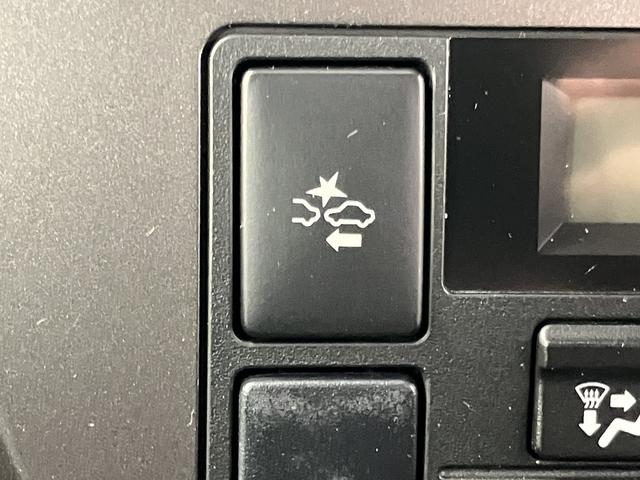 ハイエースバン スーパーＧＬ　ダークプライムＩＩ　ＯＢＤ診断済／法定点検整備済／後期型／ベッドキット／バックモニター内蔵インナーミラー／インテリジェントクリアランスソナー／両側パワースライドドア／ＡＣ１００Ｖ電源／セーフティセンス／ワンオーナー（44枚目）