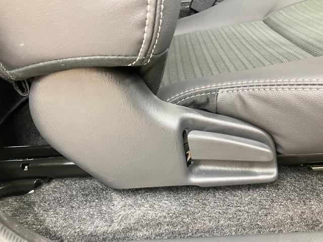 ハイエースバン スーパーＧＬ　ダークプライムＩＩ　ＯＢＤ診断済／法定点検整備済／後期型／ベッドキット／バックモニター内蔵インナーミラー／インテリジェントクリアランスソナー／両側パワースライドドア／ＡＣ１００Ｖ電源／セーフティセンス／ワンオーナー（56枚目）