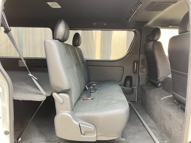 ハイエースバン スーパーＧＬ　ダークプライムＩＩ　ＯＢＤ診断済／法定点検整備済／後期型／ベッドキット／バックモニター内蔵インナーミラー／インテリジェントクリアランスソナー／両側パワースライドドア／ＡＣ１００Ｖ電源／セーフティセンス／ワンオーナー（58枚目）