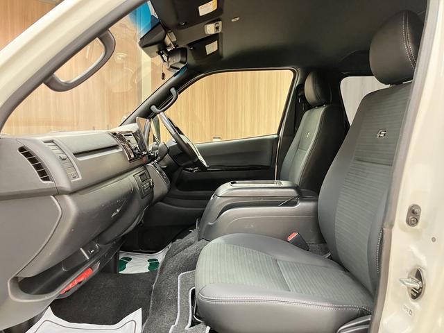 ハイエースバン スーパーＧＬ　ダークプライムＩＩ　ＯＢＤ診断済／法定点検整備済／後期型／ベッドキット／バックモニター内蔵インナーミラー／インテリジェントクリアランスソナー／両側パワースライドドア／ＡＣ１００Ｖ電源／セーフティセンス／ワンオーナー（61枚目）