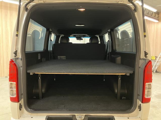 ハイエースバン スーパーＧＬ　ダークプライムＩＩ　ＯＢＤ診断済／法定点検整備済／後期型／ベッドキット／バックモニター内蔵インナーミラー／インテリジェントクリアランスソナー／両側パワースライドドア／ＡＣ１００Ｖ電源／セーフティセンス／ワンオーナー（64枚目）