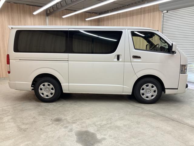 ハイエースバン スーパーＧＬ　ダークプライムＩＩ　ＯＢＤ診断済／法定点検整備済／後期型／ベッドキット／バックモニター内蔵インナーミラー／インテリジェントクリアランスソナー／両側パワースライドドア／ＡＣ１００Ｖ電源／セーフティセンス／ワンオーナー（71枚目）