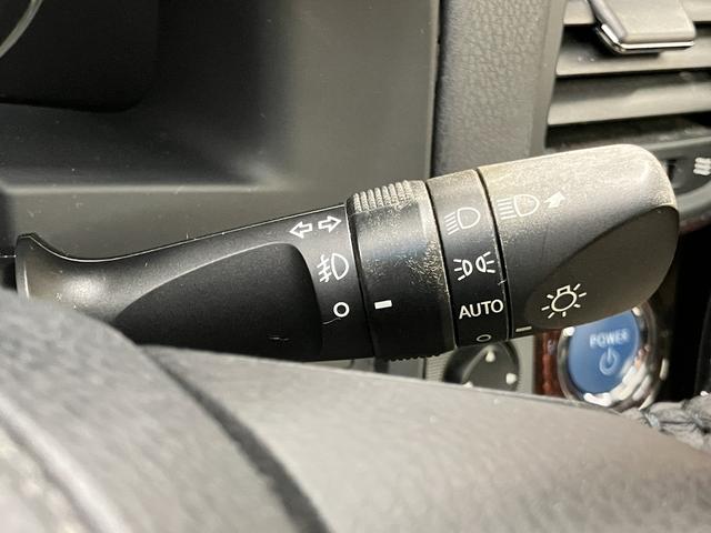 クラウンハイブリッド ロイヤルサルーン OBD診断済/法定点検整備済/後期型/4本新品タイヤ交換済/クリアランスソナー/バックソナー/17インチアルミホイール/クルーズコントロール/パワーシート/シートヒーター(72枚目)