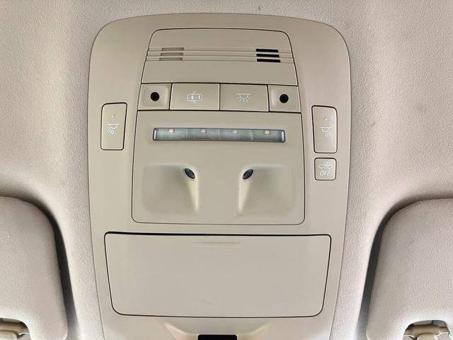 クラウンハイブリッド ロイヤルサルーン OBD診断済/法定点検整備済/後期型/4本新品タイヤ交換済/クリアランスソナー/バックソナー/17インチアルミホイール/クルーズコントロール/パワーシート/シートヒーター(78枚目)