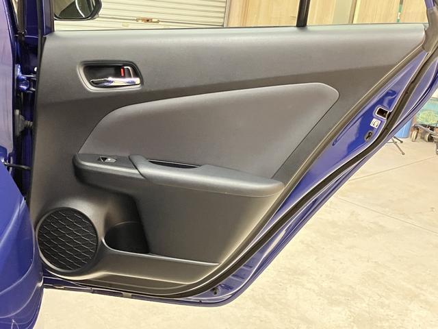 プリウス Ｓ　ＯＢＤ診断済／法定点検整備済／４本新品タイヤ交換済／セーフティセンスＰ／プリクラッシュセーフティ／レーダークルーズコントロール／９型ナビ／ナビレディセット／クリアランスソナー／ＬＥＤヘッドランプ（60枚目）