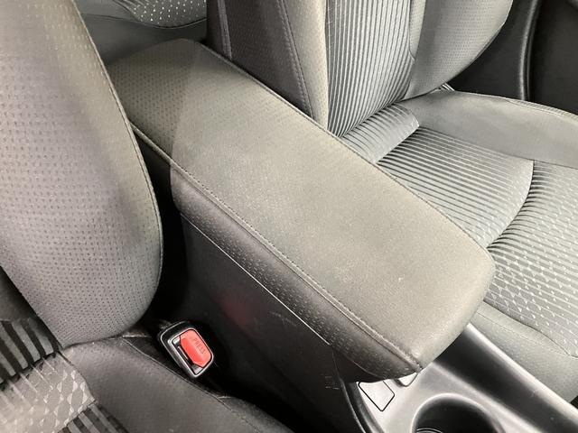 プリウス Ｓ　ＯＢＤ診断済／法定点検整備済／４本新品タイヤ交換済／セーフティセンスＰ／プリクラッシュセーフティ／レーダークルーズコントロール／９型ナビ／ナビレディセット／クリアランスソナー／ＬＥＤヘッドランプ（70枚目）