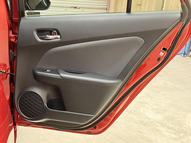 プリウス Ｓツーリングセレクション　ＯＢＤ診断済／法定点検整備済／４本新品タイヤ交換済／セーフティセンスＰ／プリクラッシュセーフティ／レーダークルーズコントロール／ＩＴＳコネクト／純正ナビ／ナビレディセット／ＬＥＤフロントフォグランプ（64枚目）