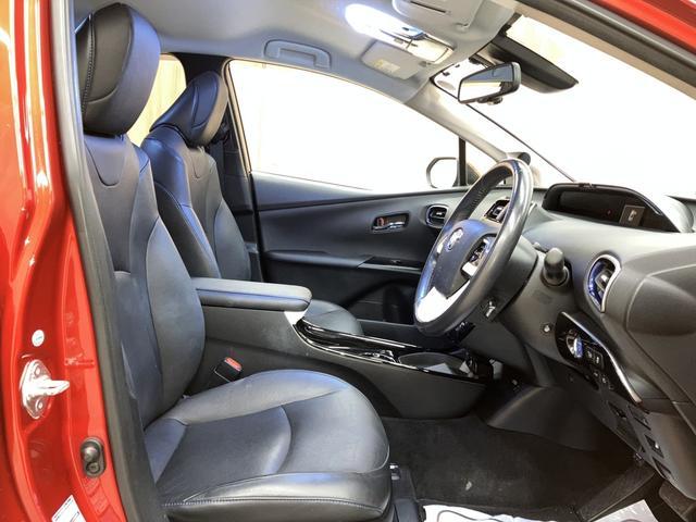 プリウス Ａプレミアム　ツーリングセレクション　ＯＢＤ診断済／法定点検整備済／４本新品タイヤ交換済／純正オプションナビ／ナビレディセット／地デジ／セーフティセンス／ブラインドスポットモニター／シンプルインテリジェントパーキングアシスト／革シート（33枚目）