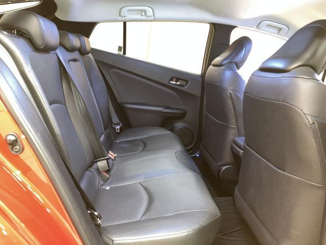 プリウス Ａプレミアム　ツーリングセレクション　ＯＢＤ診断済／法定点検整備済／４本新品タイヤ交換済／純正オプションナビ／ナビレディセット／地デジ／セーフティセンス／ブラインドスポットモニター／シンプルインテリジェントパーキングアシスト／革シート（52枚目）