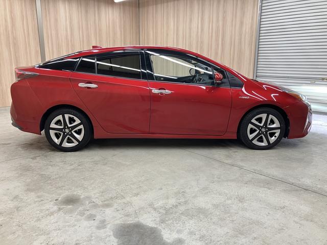 プリウス Ａプレミアム　ツーリングセレクション　ＯＢＤ診断済／法定点検整備済／４本新品タイヤ交換済／純正オプションナビ／ナビレディセット／地デジ／セーフティセンス／ブラインドスポットモニター／シンプルインテリジェントパーキングアシスト／革シート（67枚目）