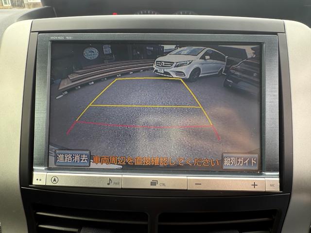 ノア Ｘ　スペシャルエディション　純正ナビ　バックカメラ　フリップダウンモニター　Ｂｌｕｅｔｏｏｔｈ　両側パワースライドドア　ＥＴＣ　キーレス　スマートキー　オートライト　ウォークスルー　デュアルエアコン（26枚目）