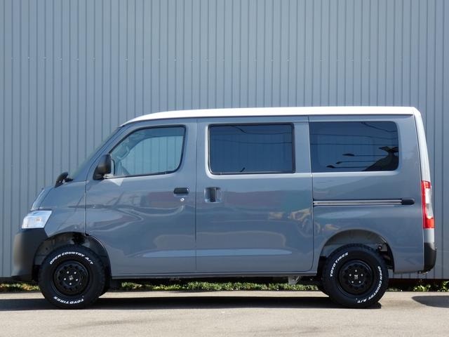 タウンエースバン GL flexdreamカスタムコンプリートモデルカー展示中 ベッドキット アルミホイールセット シートカバー SDナビ バックカメラ ボディーペイント(19枚目)