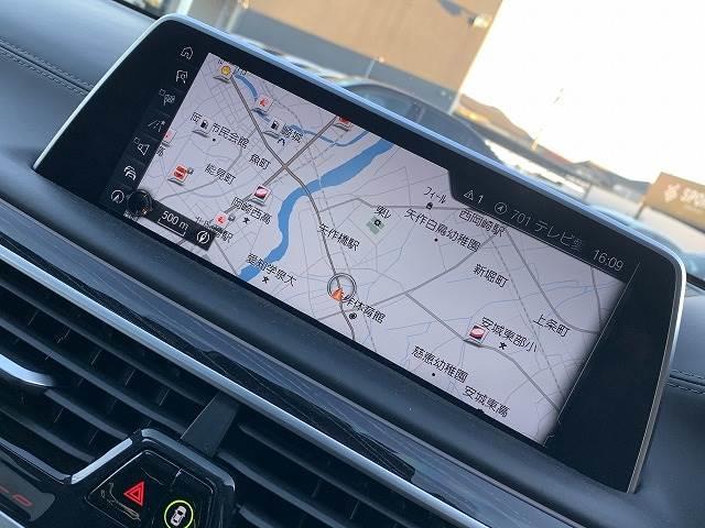 740i M Sport サンルーフ 黒革シート 純正ナビ パワーテールゲート アダプティブクルーズコントロール エアサスペンション メモリ付きパワーシート シートヒーター レーンチェンジウォーニング シートヒーター ETC(3枚目)