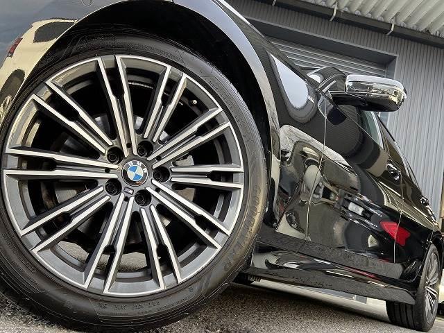 320d xDrive Touring M Sport 4WD 純正ナビ ハーフレザーシート アダプティブクルーズコントロール レーンチェンジウォーニング シートヒーター メモリ付きパワーシート クリアランスソナー LEDヘッドライト パワーテールゲート(18枚目)