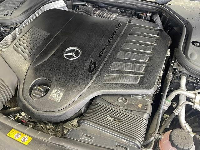 ＣＬＳ４５０　４マチック　スポーツ　エクスクルーシブパッケージ　メーカーナビ地デジ　サンルーフ　レッドレザーシート　全方位カメラ　レーダークルコン　レーダーセーフティ　シートエアコン　シートメモリー　ブラインドスポットモニター(18枚目)