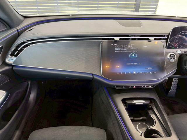 Ｅクラス Ｅ　２２０　ｄ　アバンギャルド　ＡＭＧラインパッケージ　ＡｐｐｌｅＣａｒＰｌａｙ／アダクティブクルーズコントロール／全周囲カメラ／シートヒーター／電動リアゲート／ブラインドスポットモニター／フルセグＴＶ／パドルシフト／ワイヤレス充電／パワーシート・メモリー（25枚目）