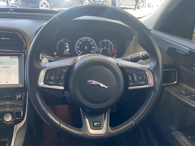 ＸＥ ＸＥ　Ｒ－スポーツ　メリディアンサウンド／レーダークルーズコントロール／レーンキープアシスト／ブラインドスポットモニター／パワーシート／シートメモリー／黒ホイール／フルゼグ／Ｂｌｕｅｔｏｏｔｈ／ＡＣＣ／ＢＳＭ（49枚目）