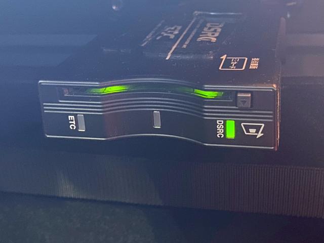 ＸＥ ＸＥ　Ｒ－スポーツ　メリディアンサウンド／レーダークルーズコントロール／レーンキープアシスト／ブラインドスポットモニター／パワーシート／シートメモリー／黒ホイール／フルゼグ／Ｂｌｕｅｔｏｏｔｈ／ＡＣＣ／ＢＳＭ（53枚目）