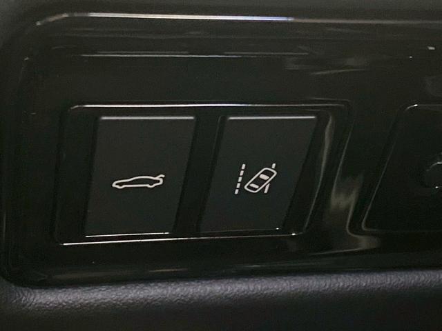 ＸＥ ＸＥ　Ｒ－スポーツ　メリディアンサウンド／レーダークルーズコントロール／レーンキープアシスト／ブラインドスポットモニター／パワーシート／シートメモリー／黒ホイール／フルゼグ／Ｂｌｕｅｔｏｏｔｈ／ＡＣＣ／ＢＳＭ（68枚目）