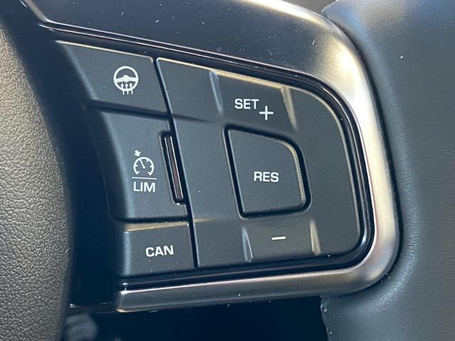 Fタイプ R-ダイナミック クーペ P300 メリディアンサウンド/AppleCarPlay/オプション20インチアルミ/電動リアゲート/LEDヘッド/アクティブエグゾースト/ラゲッジリッドスポイラー/クライメートパック/インタラクティブ(22枚目)