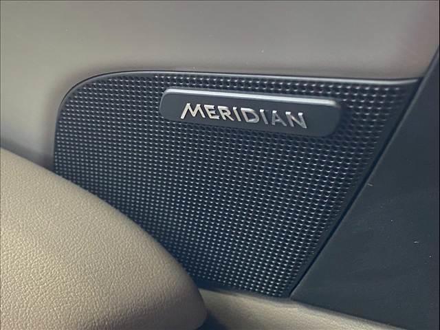 XE XE プレステージ AppleCarPlay/ワンオーナー/メリディアンサウンド/ブラックパック/レーダークルコン/シートヒーター/シートメモリー/パワーシート/白革シート/純正黒ホイール/ACC/BSM/スマートキー(7枚目)