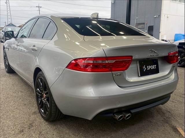 XE XE プレステージ AppleCarPlay/ワンオーナー/メリディアンサウンド/ブラックパック/レーダークルコン/シートヒーター/シートメモリー/パワーシート/白革シート/純正黒ホイール/ACC/BSM/スマートキー(17枚目)