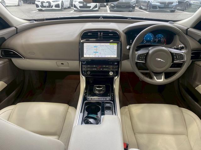 XE XE プレステージ AppleCarPlay/ワンオーナー/メリディアンサウンド/ブラックパック/レーダークルコン/シートヒーター/シートメモリー/パワーシート/白革シート/純正黒ホイール/ACC/BSM/スマートキー(46枚目)