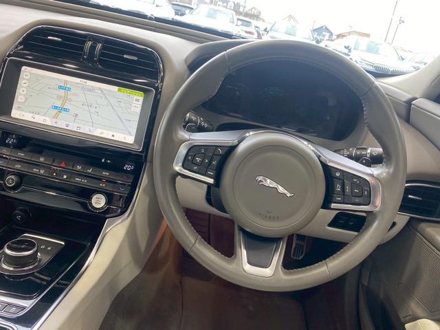 XE XE プレステージ AppleCarPlay/ワンオーナー/メリディアンサウンド/ブラックパック/レーダークルコン/シートヒーター/シートメモリー/パワーシート/白革シート/純正黒ホイール/ACC/BSM/スマートキー(56枚目)