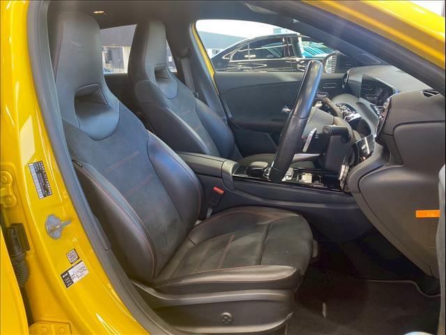 Aクラス A180 スタイル AMGライン レーダークルーズコントロール/ブラインドスポットモニター/シートヒーター/パワーシート/シートメモリー/レーンキープアシスト/レーンチェンジアシスト/スマートキー/ACC/BSM/フルセグTV(5枚目)