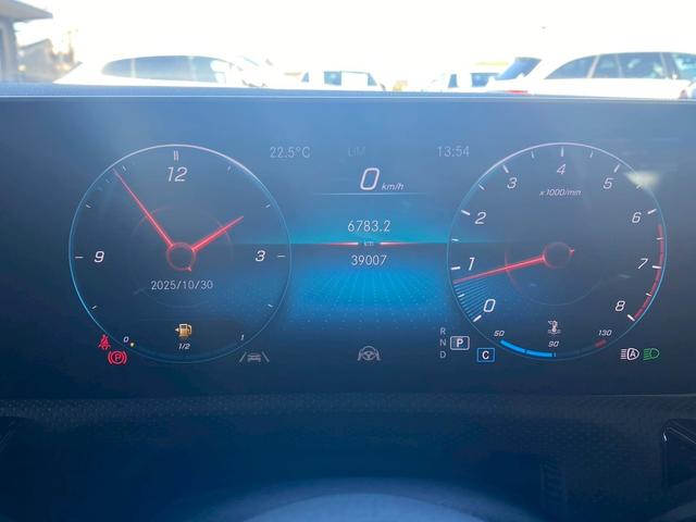 Aクラス A180 スタイル AMGライン レーダークルーズコントロール/ブラインドスポットモニター/シートヒーター/パワーシート/シートメモリー/レーンキープアシスト/レーンチェンジアシスト/スマートキー/ACC/BSM/フルセグTV(21枚目)