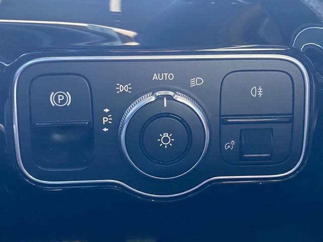 Aクラス A180 スタイル AMGライン レーダークルーズコントロール/ブラインドスポットモニター/シートヒーター/パワーシート/シートメモリー/レーンキープアシスト/レーンチェンジアシスト/スマートキー/ACC/BSM/フルセグTV(22枚目)