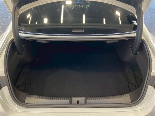 CLAクラス CLA200d AMGライン レーダークルーズコントロール/ブラインドスポットモニター/シートヒーター/パワーシート/シートメモリー/レーンキープアシスト/レーンチェンジアシスト/スマートキー/ACC/BSM/フルセグTV(19枚目)