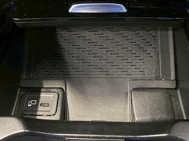 CLAクラス CLA200d AMGライン レーダークルーズコントロール/ブラインドスポットモニター/シートヒーター/パワーシート/シートメモリー/レーンキープアシスト/レーンチェンジアシスト/スマートキー/ACC/BSM/フルセグTV(32枚目)