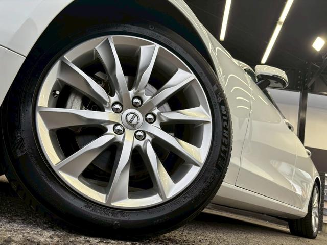 V90 T5 モメンタム 全方位カメラ/電動トランク/AppleCarPlay/シートヒーター/ベージュ革シート/パワーシート/シートメモリー/カープレイ/自動駐車/フルセグ/電動トランク/BSM/ACC/レーダークルコン(34枚目)