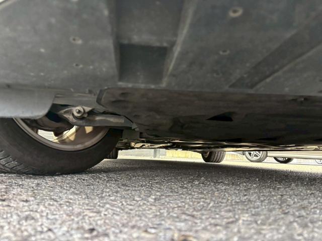 V90 T5 モメンタム 全方位カメラ/電動トランク/AppleCarPlay/シートヒーター/ベージュ革シート/パワーシート/シートメモリー/カープレイ/自動駐車/フルセグ/電動トランク/BSM/ACC/レーダークルコン(35枚目)