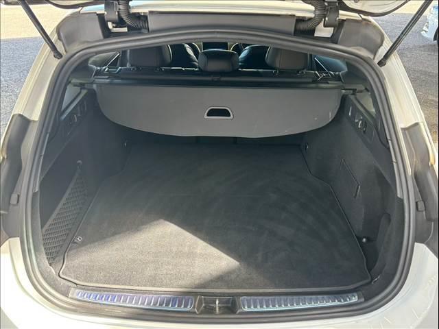 Cクラスステーションワゴン C200ステーションワゴンアバンギャルドAMGライン サンルーフ/AppleCarPlay/全方位カメラ/HUD/BSm/ACC/カープレイ/電動リアゲート/レーダークルーズコントロール/シートメモリー/シートヒーター/アンビエントライト/ARナビ(18枚目)