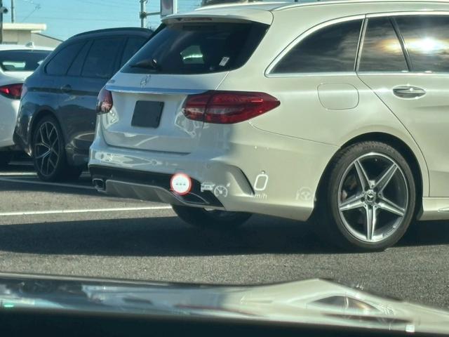Cクラスステーションワゴン C200ステーションワゴンアバンギャルドAMGライン サンルーフ/AppleCarPlay/全方位カメラ/HUD/BSm/ACC/カープレイ/電動リアゲート/レーダークルーズコントロール/シートメモリー/シートヒーター/アンビエントライト/ARナビ(36枚目)