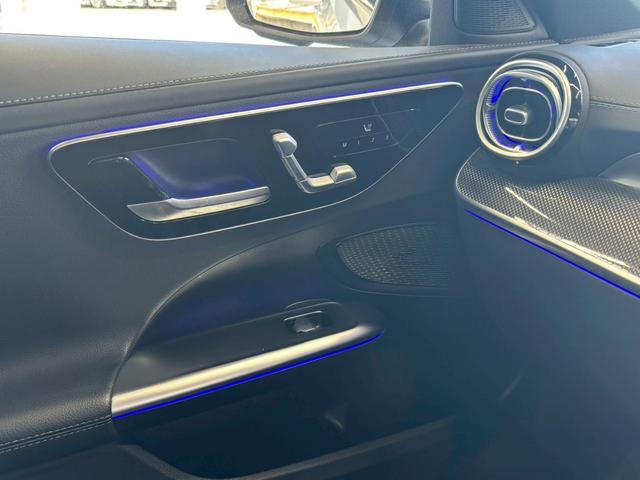 Cクラスステーションワゴン C200ステーションワゴンアバンギャルドAMGライン サンルーフ/AppleCarPlay/全方位カメラ/HUD/BSm/ACC/カープレイ/電動リアゲート/レーダークルーズコントロール/シートメモリー/シートヒーター/アンビエントライト/ARナビ(48枚目)