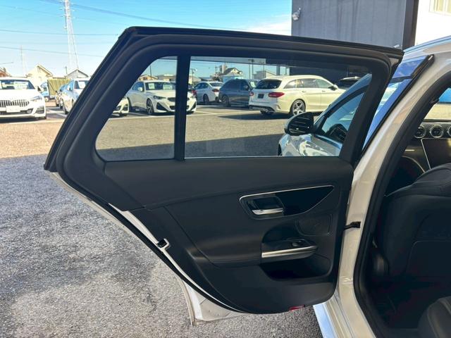 Cクラスステーションワゴン C200ステーションワゴンアバンギャルドAMGライン サンルーフ/AppleCarPlay/全方位カメラ/HUD/BSm/ACC/カープレイ/電動リアゲート/レーダークルーズコントロール/シートメモリー/シートヒーター/アンビエントライト/ARナビ(62枚目)
