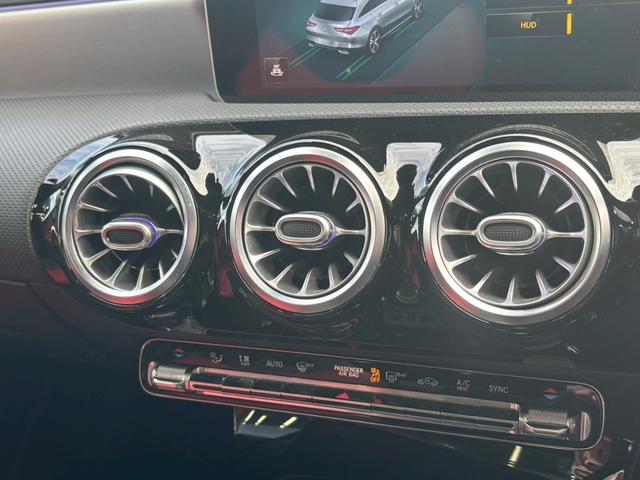 CLAクラス シューティングブレーク CLA200dシュティングブレAMGレザエクスクルP レザーEXPKG/サンルーフ/全方位カメラ/HUD/BSM/ACC/赤革レザー/電動リアゲート/フルセグ/シートヒーター/パワーシート/シートメモリー/アンビエントライト/ヘッドアップディスプレイ(51枚目)