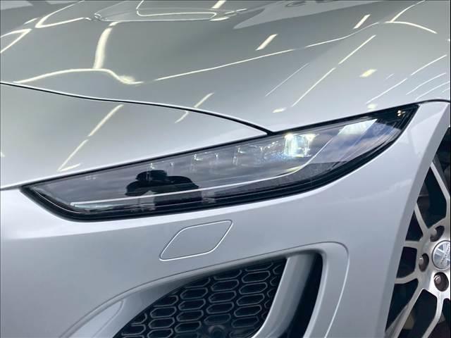 Fタイプ R-ダイナミック クーペ P300 パノラマルーフ/ブラックパック/純正20インチスタイル6003/メリディアンサウンド/黒革シート/スポーツエグゾースト/シートヒーター/クライメントパック/電動トランク/AppleCarPlay(20枚目)