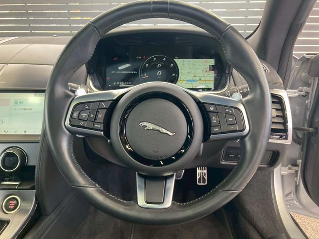 Fタイプ R-ダイナミック クーペ P300 パノラマルーフ/ブラックパック/純正20インチスタイル6003/メリディアンサウンド/黒革シート/スポーツエグゾースト/シートヒーター/クライメントパック/電動トランク/AppleCarPlay(24枚目)