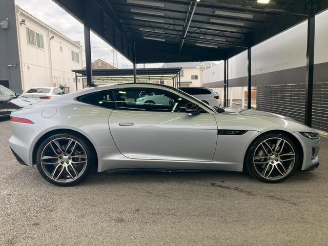 Fタイプ R-ダイナミック クーペ P300 パノラマルーフ/ブラックパック/純正20インチスタイル6003/メリディアンサウンド/黒革シート/スポーツエグゾースト/シートヒーター/クライメントパック/電動トランク/AppleCarPlay(69枚目)