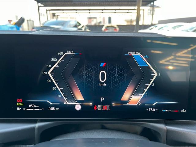 ３シリーズ ３２０ｄ　ｘＤｒｉｖｅツーリング　Ｍスポーツ　ＡｐｐｌｅＣａｒＰｌａｙ／全方位カメラ／ＢＳＭ／ＡＣＣ／ＨＵＤ／カープレイ／シートヒーター／シートメモリー／パワーシート／電動トランク／純正ナビ／ワイヤレス充電／レーダークルコン／レーンキープアシスト（22枚目）