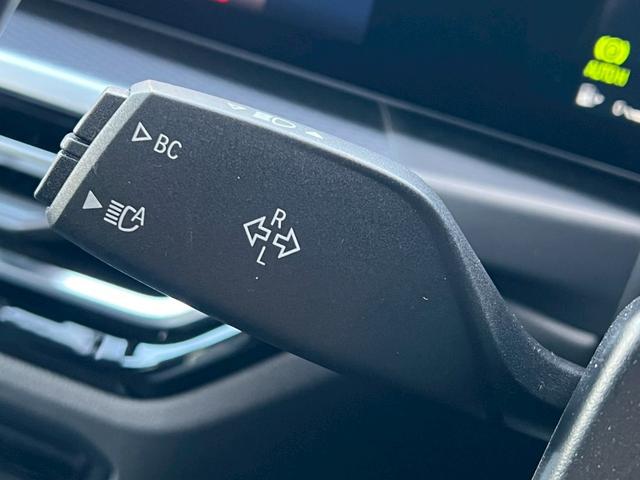 ３シリーズ ３２０ｄ　ｘＤｒｉｖｅツーリング　Ｍスポーツ　ＡｐｐｌｅＣａｒＰｌａｙ／全方位カメラ／ＢＳＭ／ＡＣＣ／ＨＵＤ／カープレイ／シートヒーター／シートメモリー／パワーシート／電動トランク／純正ナビ／ワイヤレス充電／レーダークルコン／レーンキープアシスト（28枚目）